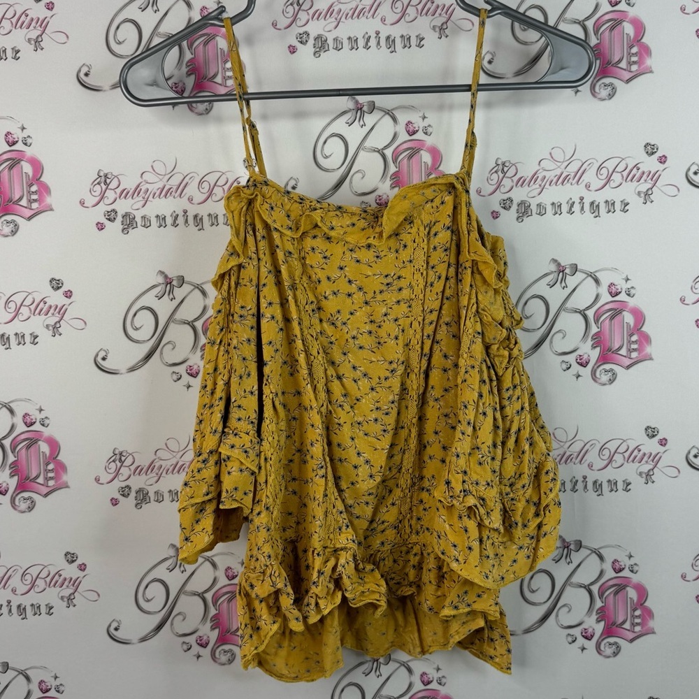 American Eagle Outfitters top flare bell bottom sleeves Yellow Floral Blouse